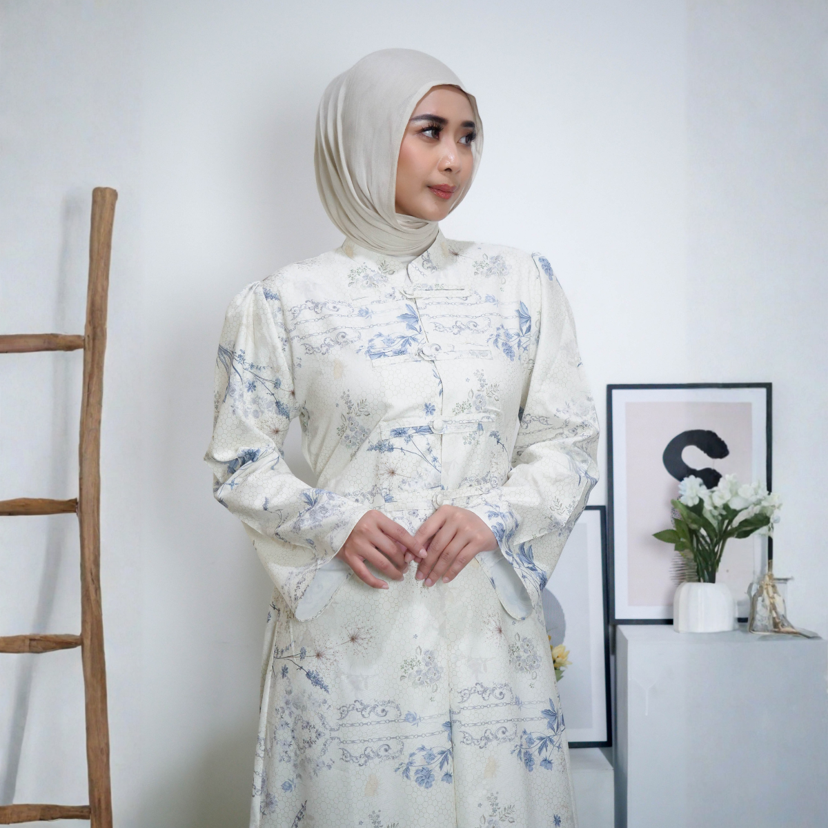 Elara Sky Blue